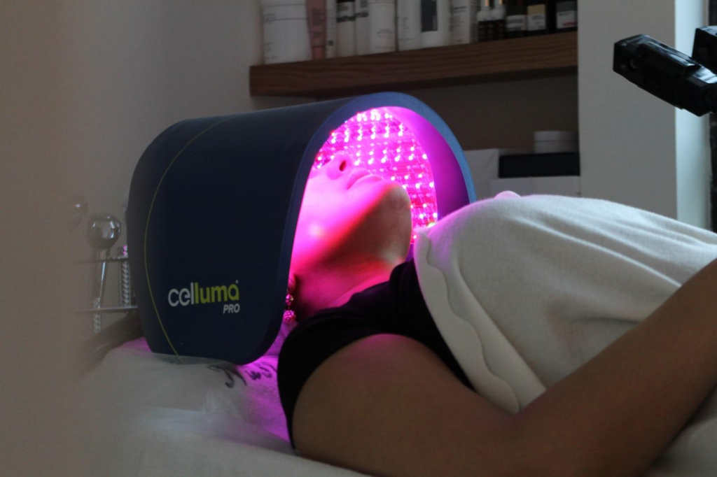 terapia LED i regeneracja skóry dojrzałej